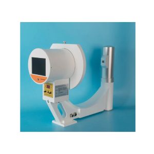 Tecnologia de Fluoroscopia em Tempo Real: Permite a captura de imagens dinâmicas contínuas, auxiliando em procedimentos como cirurgias ortopédicas, cateterismos e endoscopias radiológicas. Portabilidade e Mobilidade: Projetado com um design compacto e rodas resistentes, facilita o transporte entre diferentes setores hospitalares e clínicas. Gerador de Raios-X de Alta Frequência: Garante imagens nítidas e de alta resolução, otimizando o diagnóstico médico. Baixa Dose de Radiação: Equipado com tecnologia de redução da exposição à radiação, protegendo pacientes e profissionais da saúde. Interface Digital e Conectividade PACS: Permite o armazenamento, compartilhamento e transmissão de imagens, facilitando a integração com sistemas de gestão hospitalar. Fácil Posicionamento: O braço ajustável e design ergonômico proporcionam maior flexibilidade na realização dos exames, permitindo ajustes precisos.